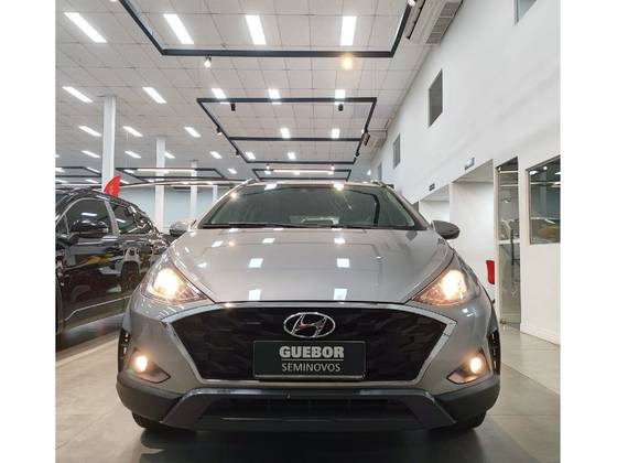 HYUNDAI HB20X 1.6 16V FLEX DIAMOND AUTOMÁTICO HYUNDAI HB20X 1.6 16V FLEX DIAMOND AUTOMÁTICO